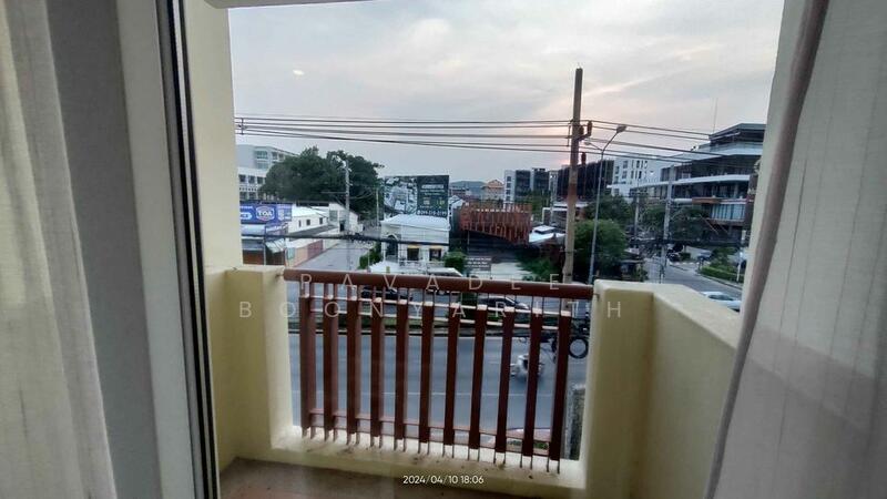 Mykonos Huahin, Prachuap Khiri Khan