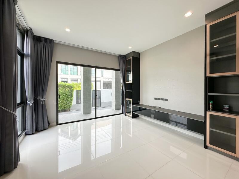 Bangkok Boulevard Signature Sathorn-Ratchaphruek, Bangkok