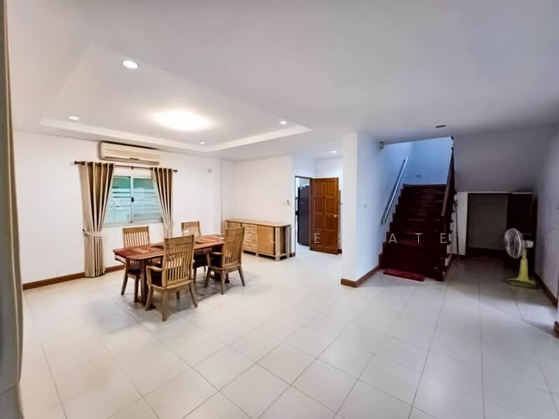 4 Bedroom House for Sale in North Pattaya, Chon Buri (Pattaya)