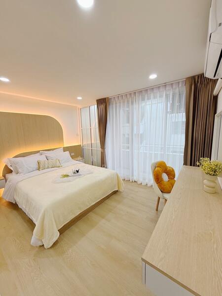 City Villa, Bangkok