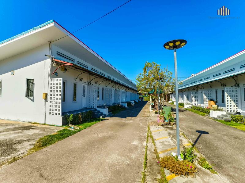 ขาย! รีสอร์ท ขนาดเล็ก ใกล้ ถนนสุขุมวิท เพียง 150 เมตร เนินพระ ระยอง 20 ห้องพัก แต่งใหม่ทั้งหมด, Rayong
