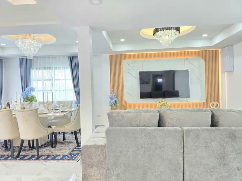 4 Bedroom Pool Villa for Sale East Pattaya, Chon Buri (Pattaya)