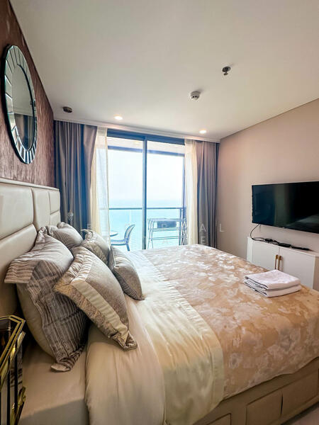 Copacabana Beach Jomtien, Chon Buri (Pattaya)