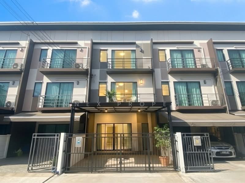 Baan klang muang Phaholyothin 50, Bangkok
