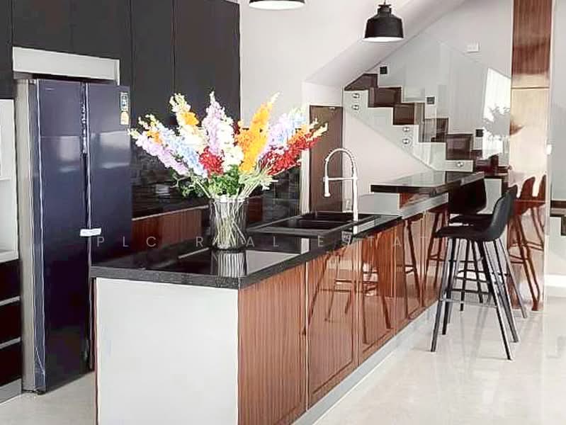 Luxury Pool Villa for Sale Mabprachan East Pattaya New 2Storey, Chon Buri (Pattaya)
