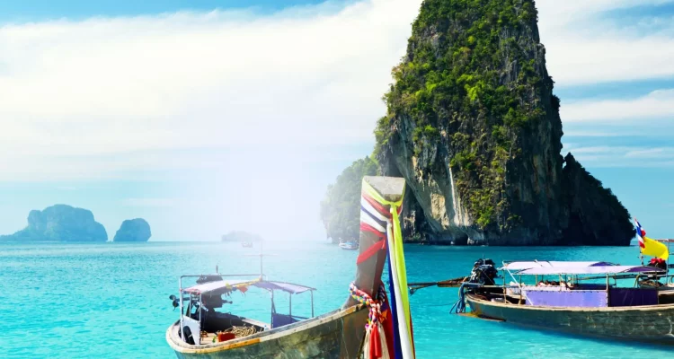 best time to go to thailand