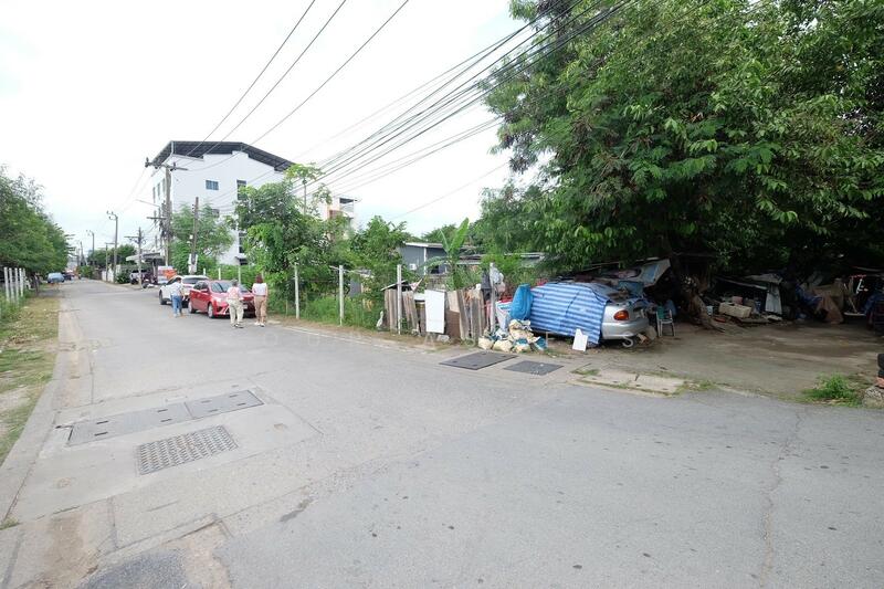 ที่ดินเพชรเกษม69 195 ตรว., Bangkok