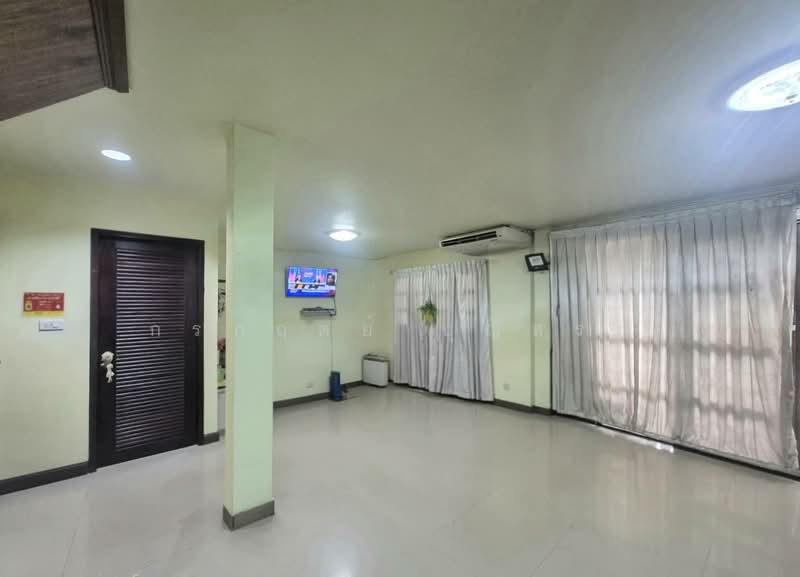 Chokaeo Village : หมู่บ้านช่อแก้ว, Pathum Thani