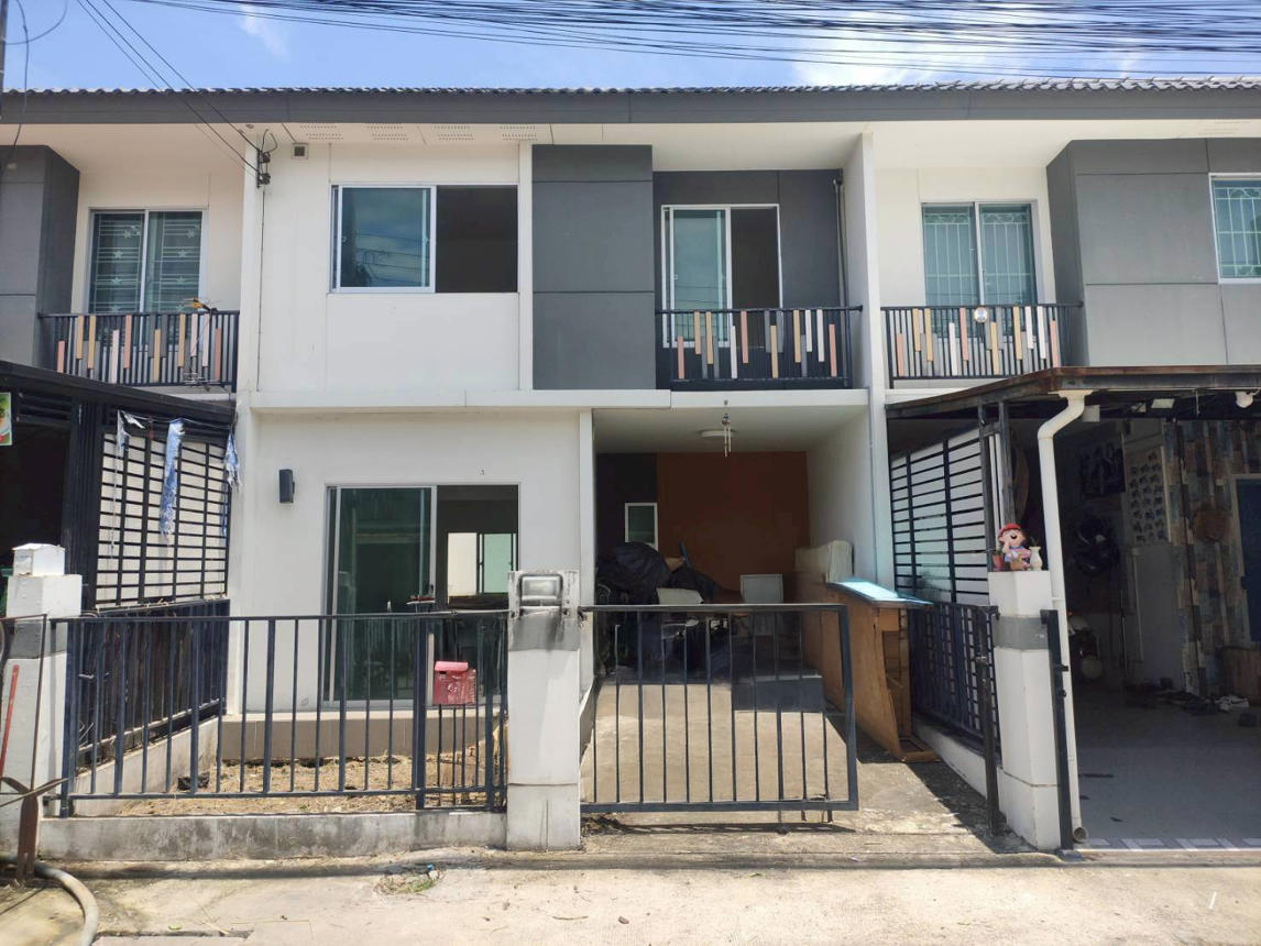 Townhouse House by Pruksa Soi Kantana-Ring Road Bang Yai Nonthaburi