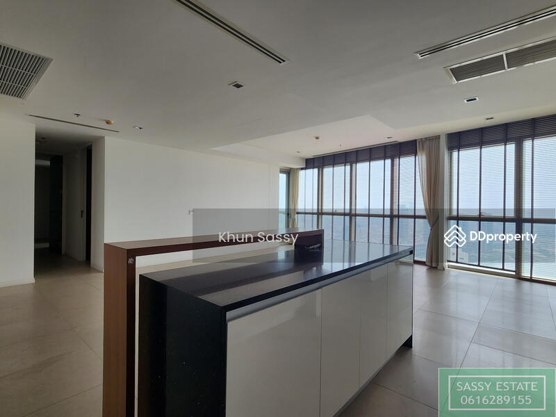 The River by Raimon Land, Bangkok
