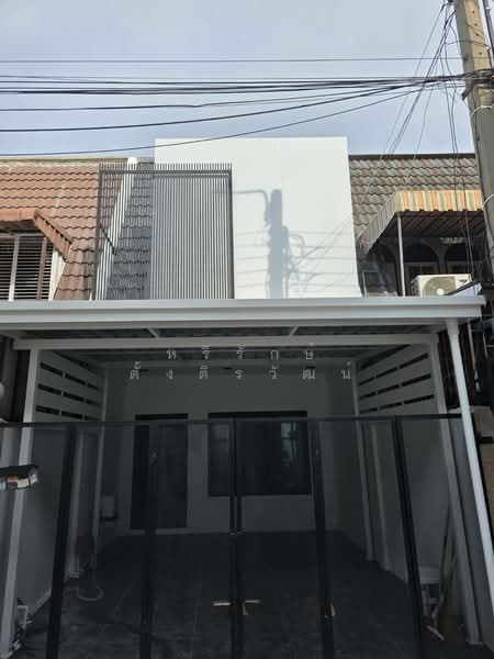 เซนทรัลปิ่นเกล้า, Bangkok