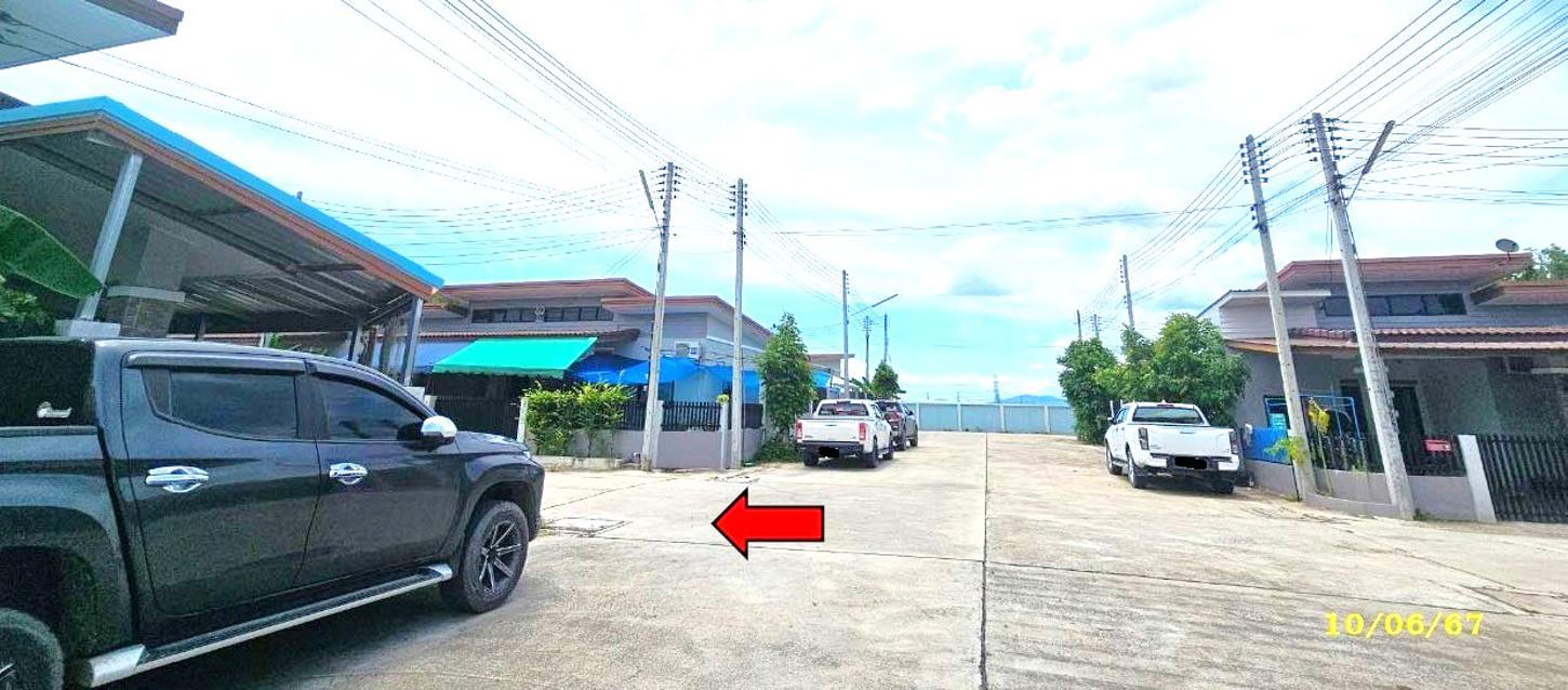 ทาวน์เฮ้าส์ บ้านสุขใจ สุขสบาย 5 ปลวกแดง ระยอง