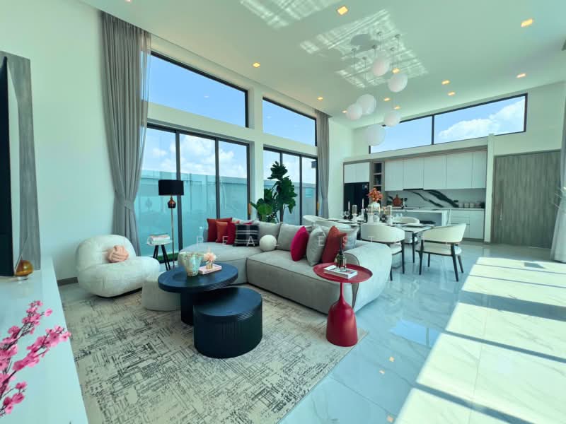 3 Bedroom Pool Villa for Sale East Pattaya, Chon Buri (Pattaya)