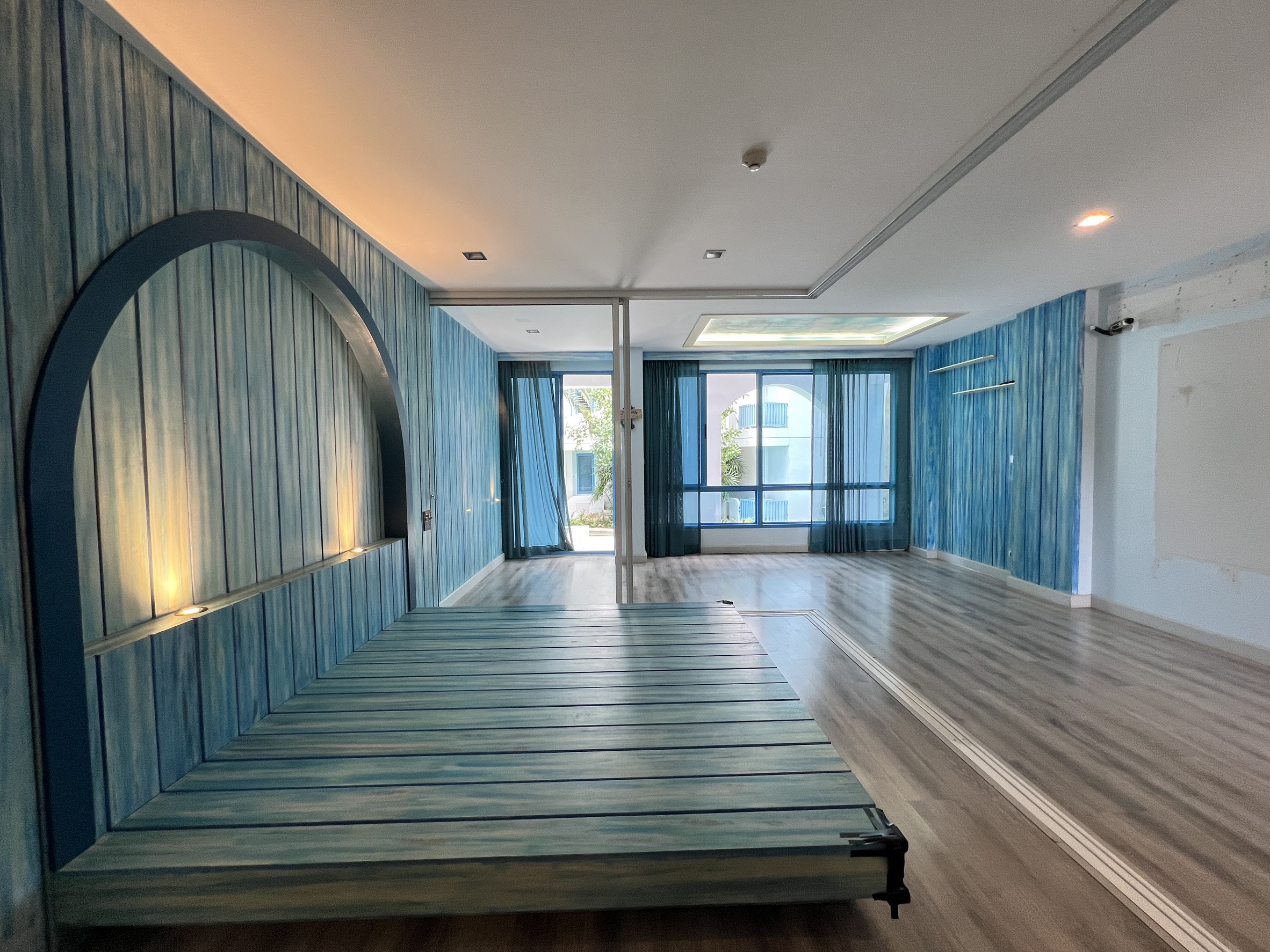 คอนโดมีเนียม เดอะ เครสท์ ซานโตรา หัวหิน