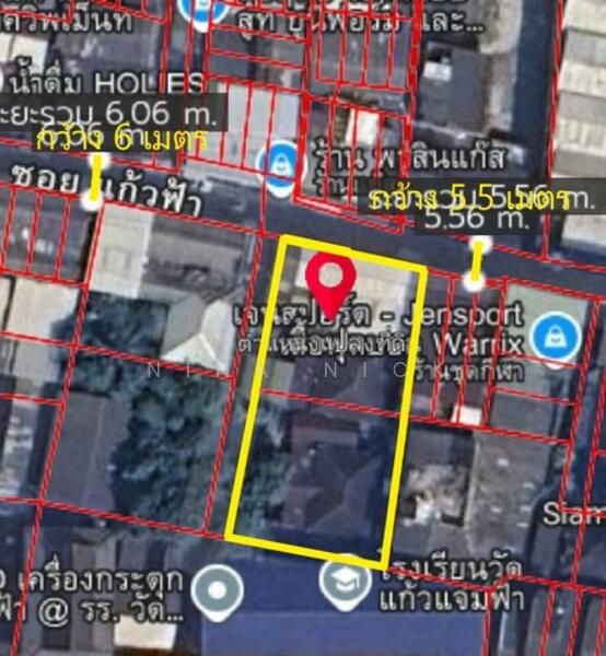 ขายที่ดิน 221 ตรว. พร้อมตึกแถว 6 ห้อง และบ้านไม้ทรงไทย 2 หลัง ซอยวัดแก้วฟ้า สี่พระยา, Bangkok