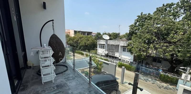 4BR Detached House in On Nut 22, Suan Luang Bangkok | Rare City Home, Bangkok