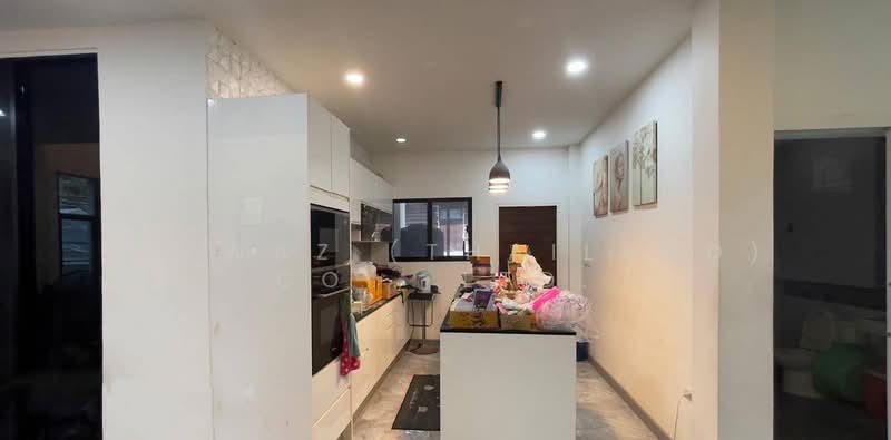 4BR Detached House in On Nut 22, Suan Luang Bangkok | Rare City Home, Bangkok