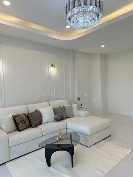 Now accepting reservations for new houses near Big C Extra Khlong Toei. 2 bedrooms, 20.7 sq.wa., Songkhla