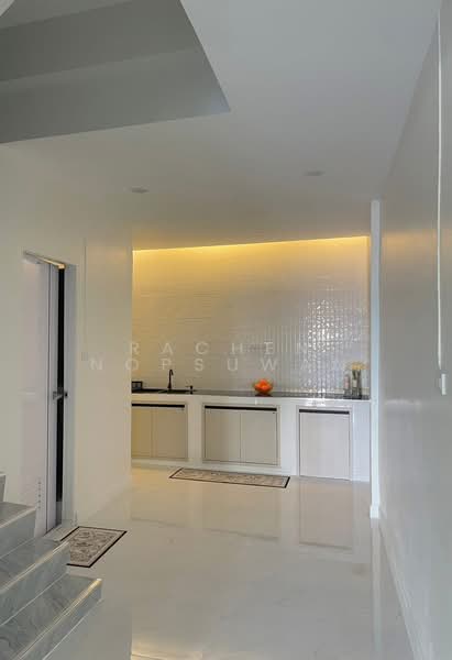Now accepting reservations for new houses near Big C Extra Khlong Toei. 2 bedrooms, 20.7 sq.wa., Songkhla