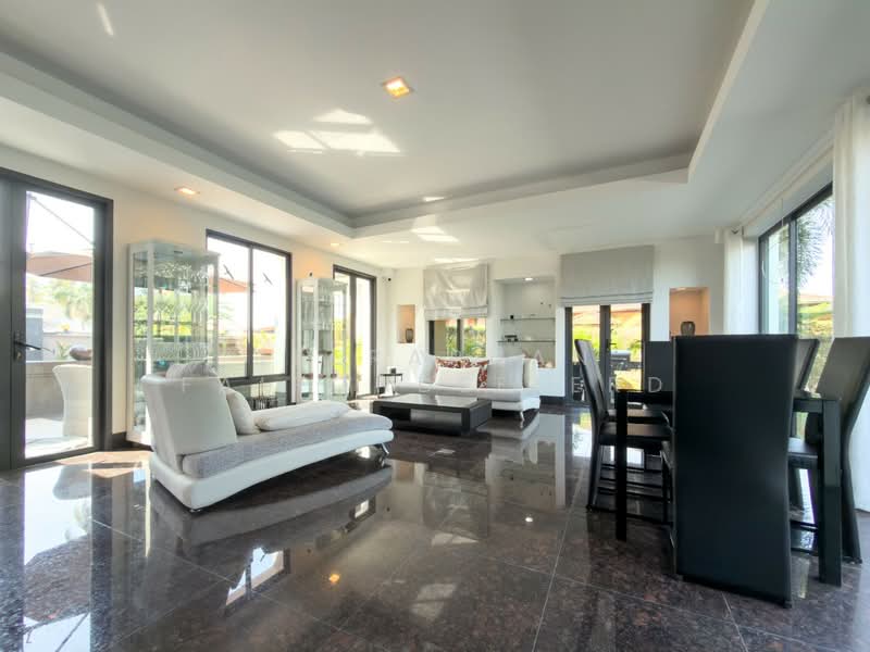 Luxury Modern Pool Villa with Private Pool, Krabi