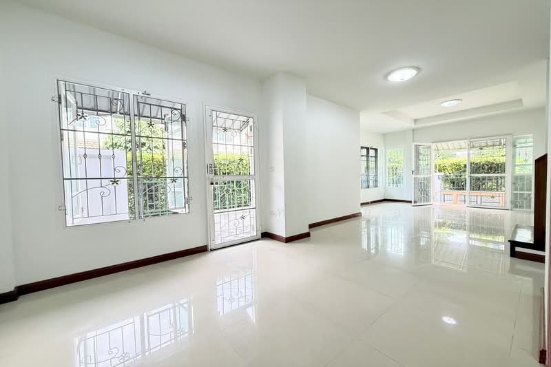 Dream Place, Nonthaburi