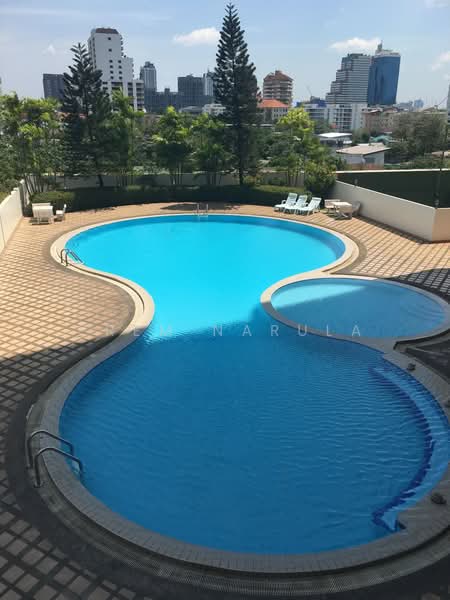 Oriental Towers, Bangkok