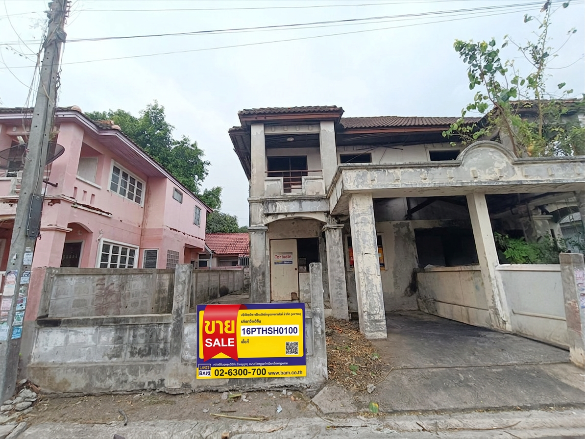 Duplex House in Pakornjira Project, Lam Luk Ka, Klong 7