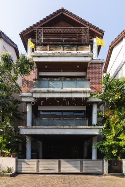 ขาย บ้านย่านสาทร-เย็นอากาศ ทำเลทอง บ้าน 4 ชั้น เนื้อที่ 46.4 ตร.วา 400 ตร.ม. 4 ห้องนอน 4 ห้องน้ำ, Bangkok