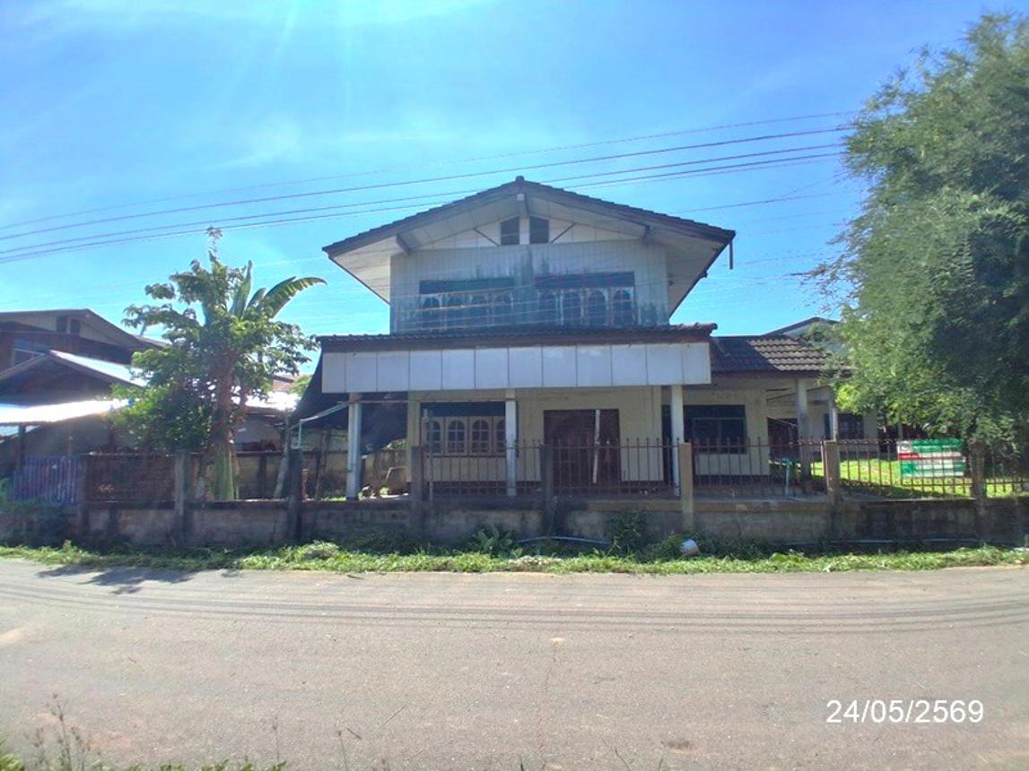 Single House at Khao Kuao, Yasothon