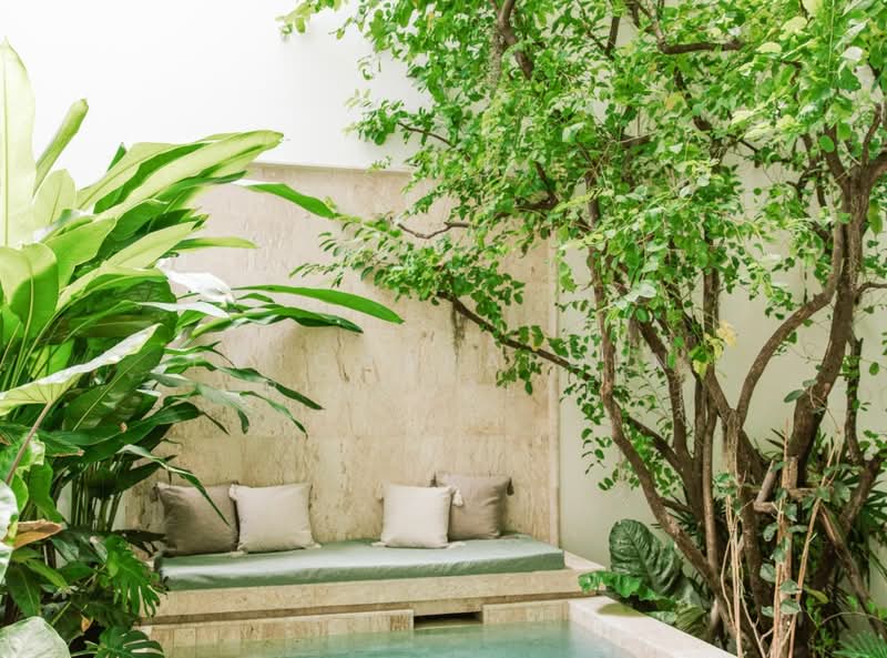 4-BR Townhouse, Bangkok