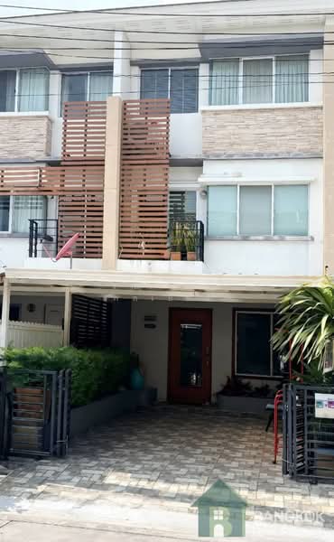 Town Plus Kaset - Nawamin, Bangkok