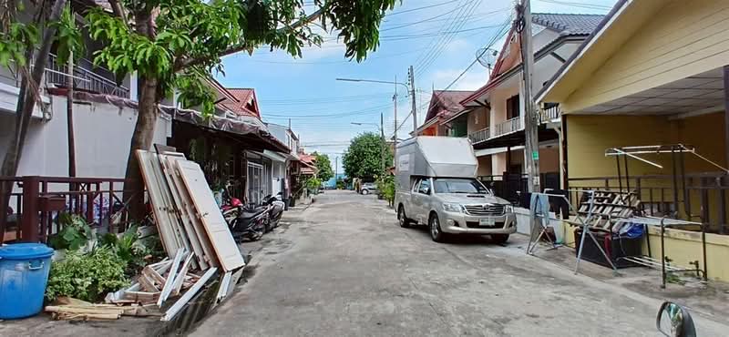 Baan Pruksa 7 Lamlukka, Pathum Thani