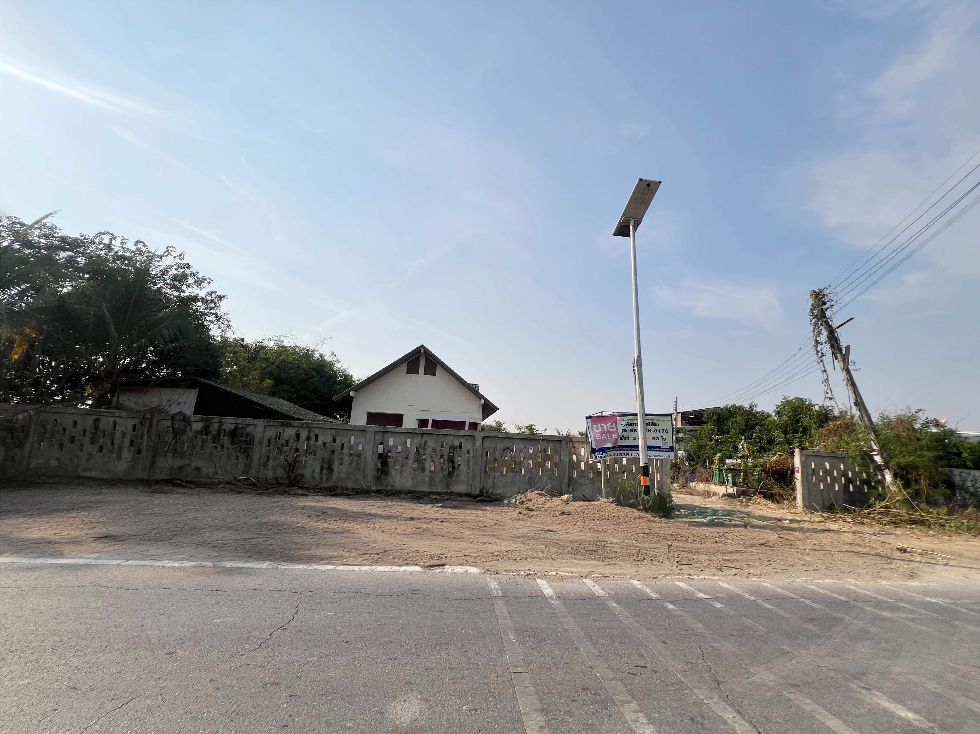 Single House in Kamphaeng Saen