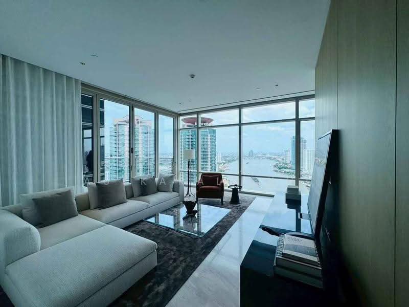 Four Seasons Private Residences, Bangkok