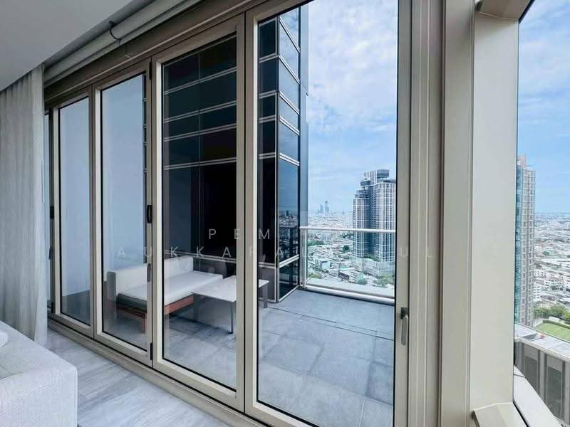 Four Seasons Private Residences, Bangkok