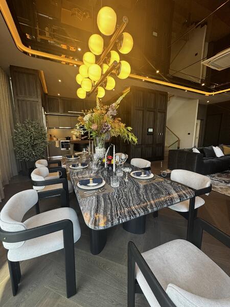 MEKA Signature Sathorn-Charoenrat, Bangkok