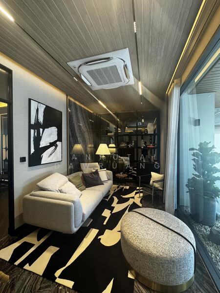 MEKA Signature Sathorn-Charoenrat, Bangkok