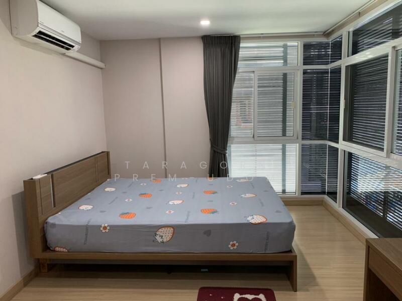 Lugano Ladprao 18, Bangkok