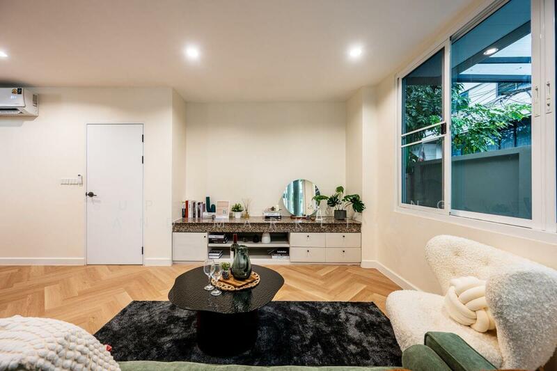 For sale: 3-story detached house, 51 square wah, in Chatuchak, Lat Phrao, Vibhavadi Rangsit., Bangkok