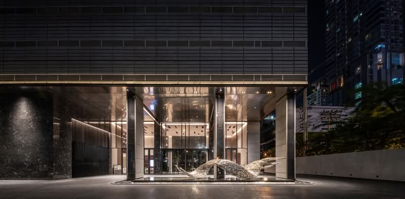 Anil Sathorn 12, Bangkok