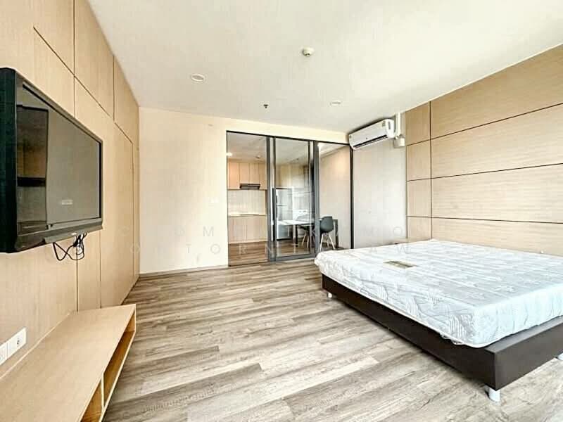 Noble Remix, Bangkok
