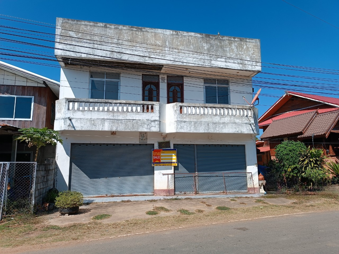 บ้านพักอาศัย 2 ชั้น Nagarom โรี่ยเอ็ด