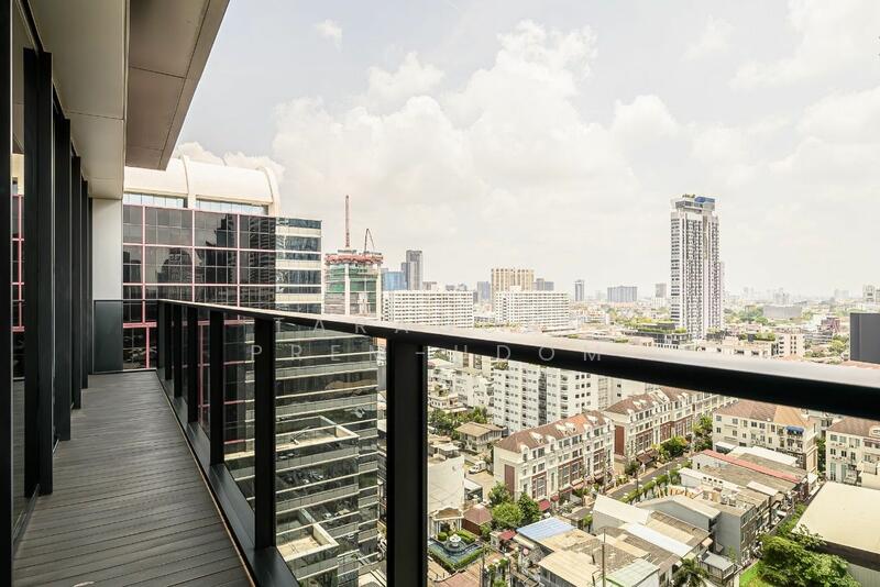 Tela Thonglor 13, Bangkok