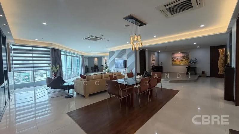 Baan Sathorn Chao Phraya, bangkok