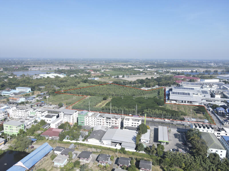 ที่ดินลาดหลุมแก้ว, Pathum Thani