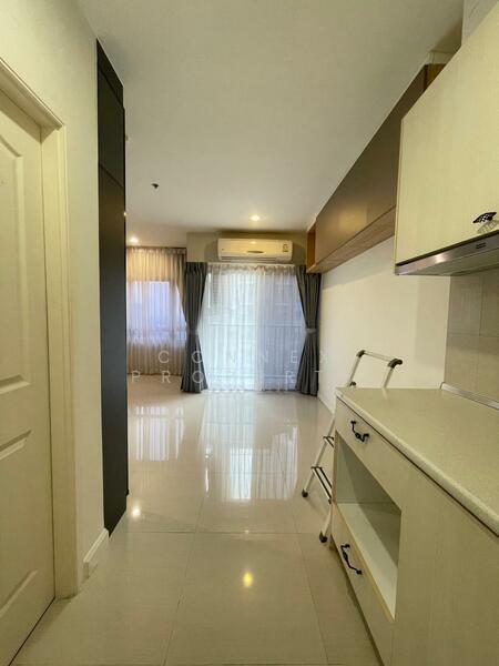 Manor Sanambinnam, Nonthaburi
