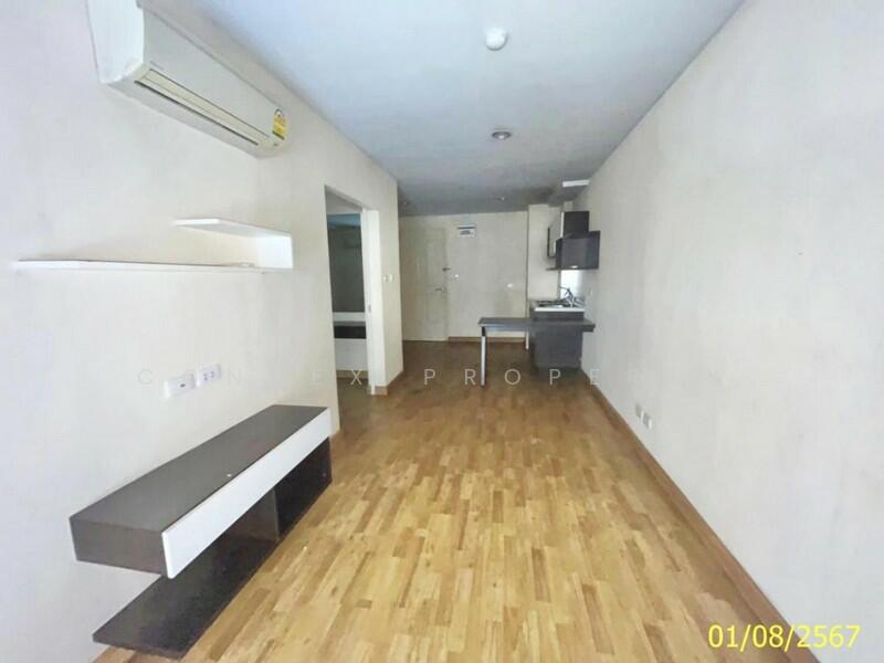 Baan Navatara Condominium, Bangkok