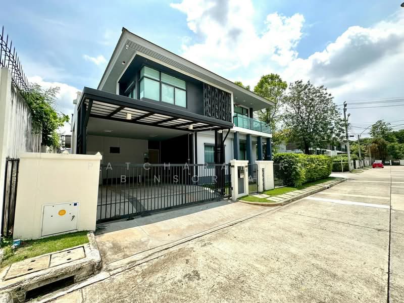 Setthasiri Pattanakarn, Bangkok