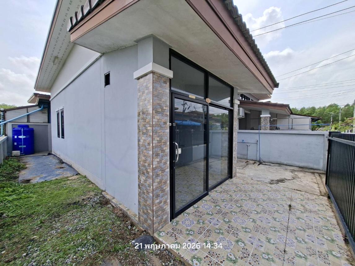 ทาวน์เฮ้าส์ บ้านสุขใจ สุขสบาย 5 ปลวกแดง ระยอง
