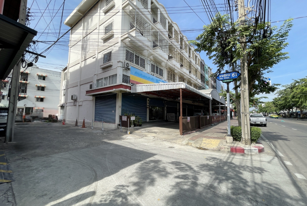 คอนโดมิเนียม ศรีสุวรรณโฮมเพลส1 ลาดพร้าว